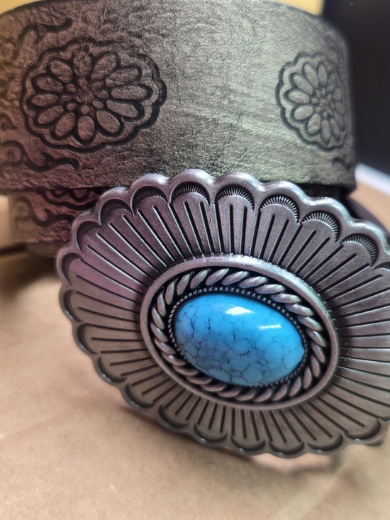 Accessories - Turquoise Stone Concho Western Leather Belt